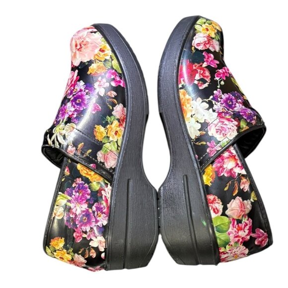 Comfort Trendz Black Floral Clogs Size 7 - Picture 8 of 12